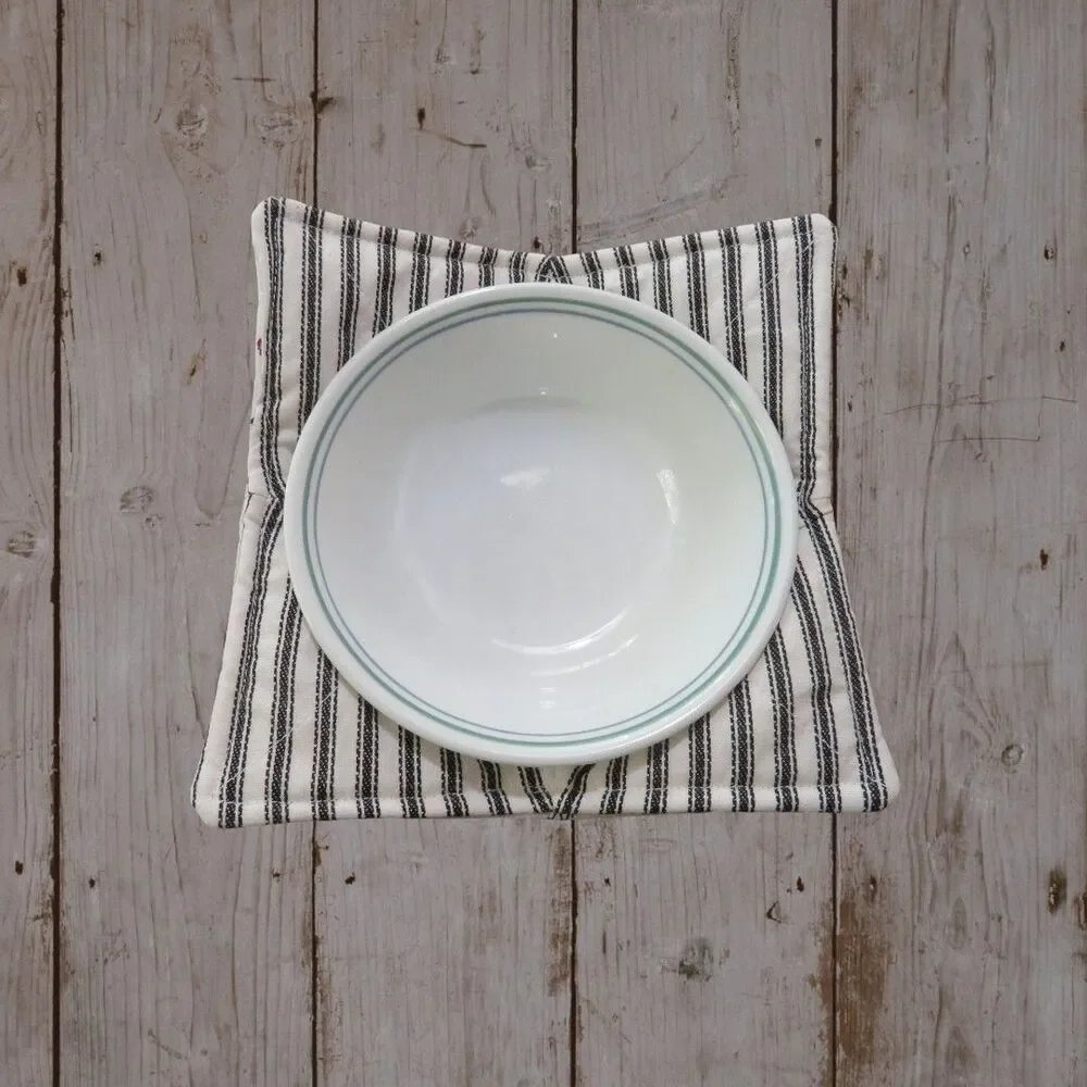 Microwave Bowl Cozy Reversible Cows Soup Bowl or Ice Cream Cozy